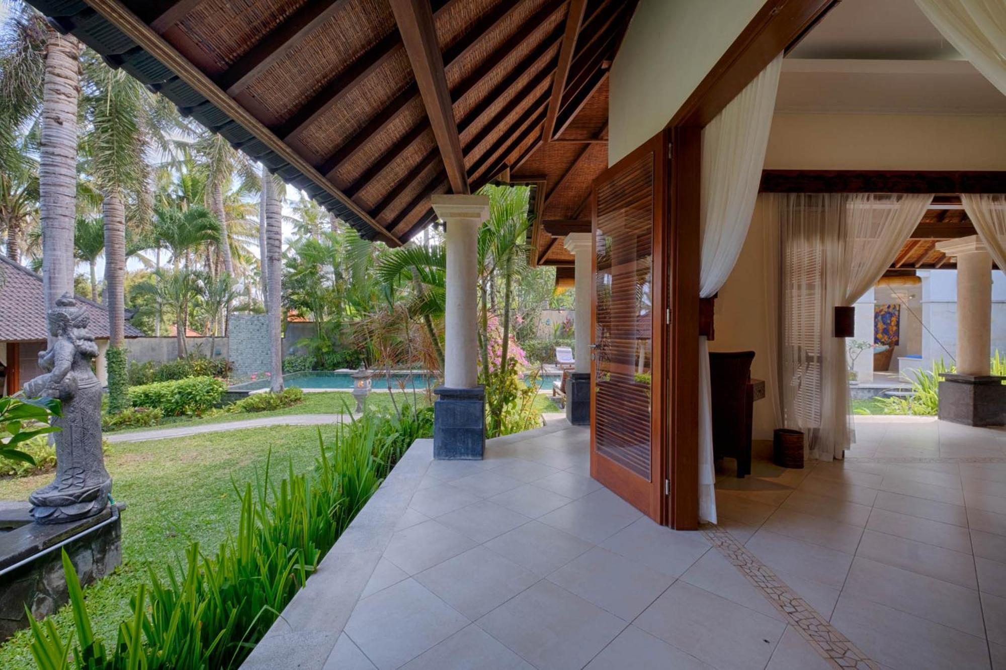 Kutus Kutus Saba Beach Villa Yogyakarta Exterior photo
