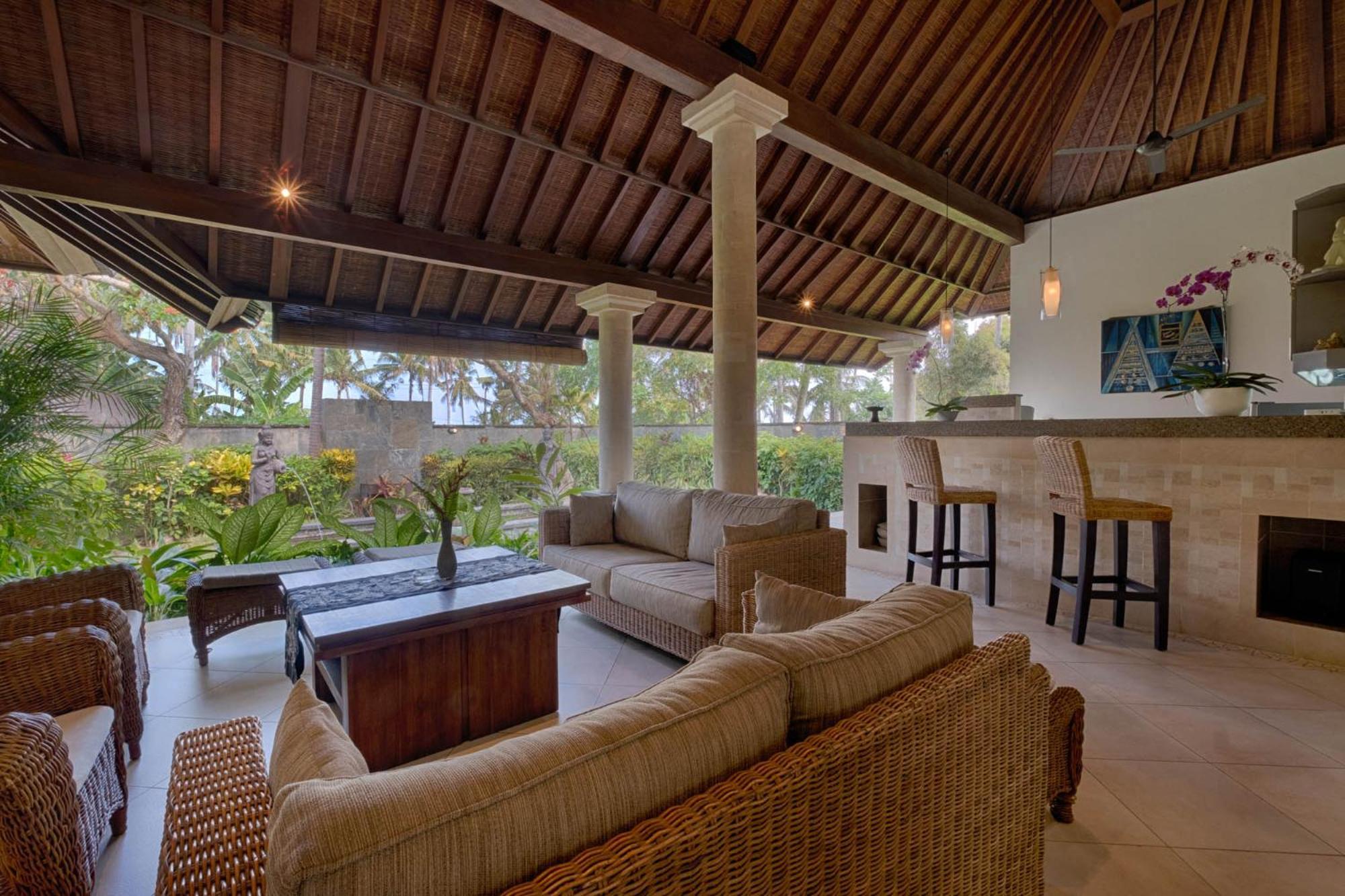 Kutus Kutus Saba Beach Villa Yogyakarta Exterior photo