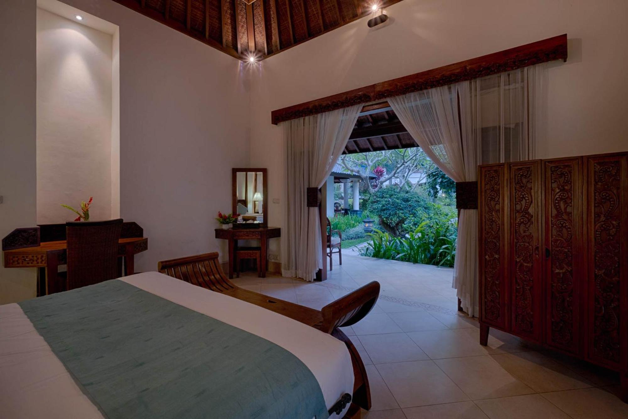Kutus Kutus Saba Beach Villa Yogyakarta Exterior photo