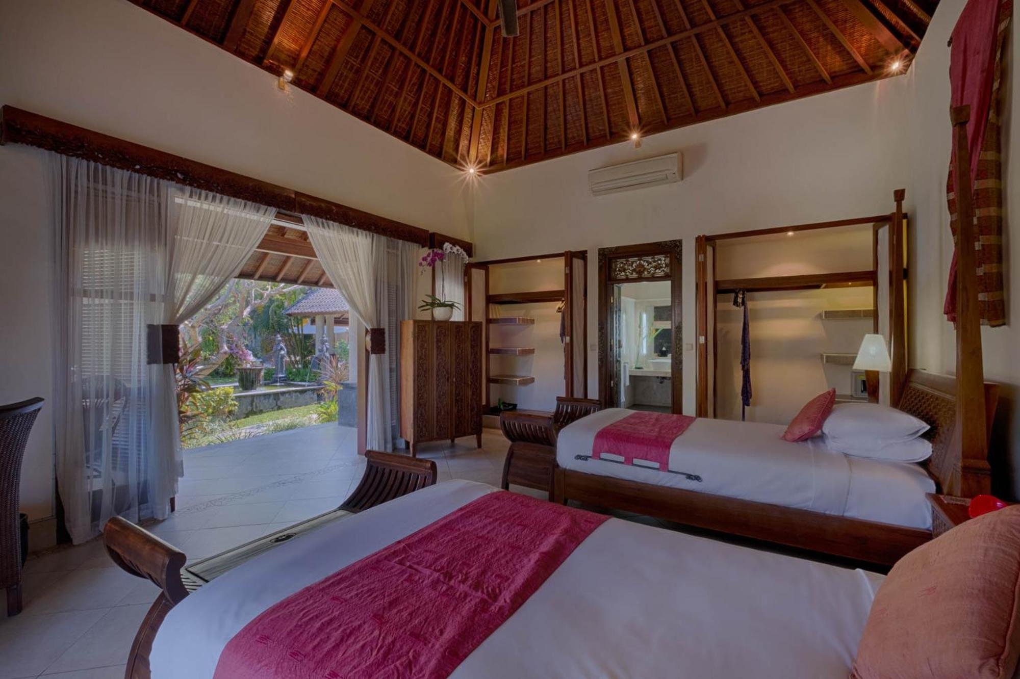 Kutus Kutus Saba Beach Villa Gianyar  Exterior photo