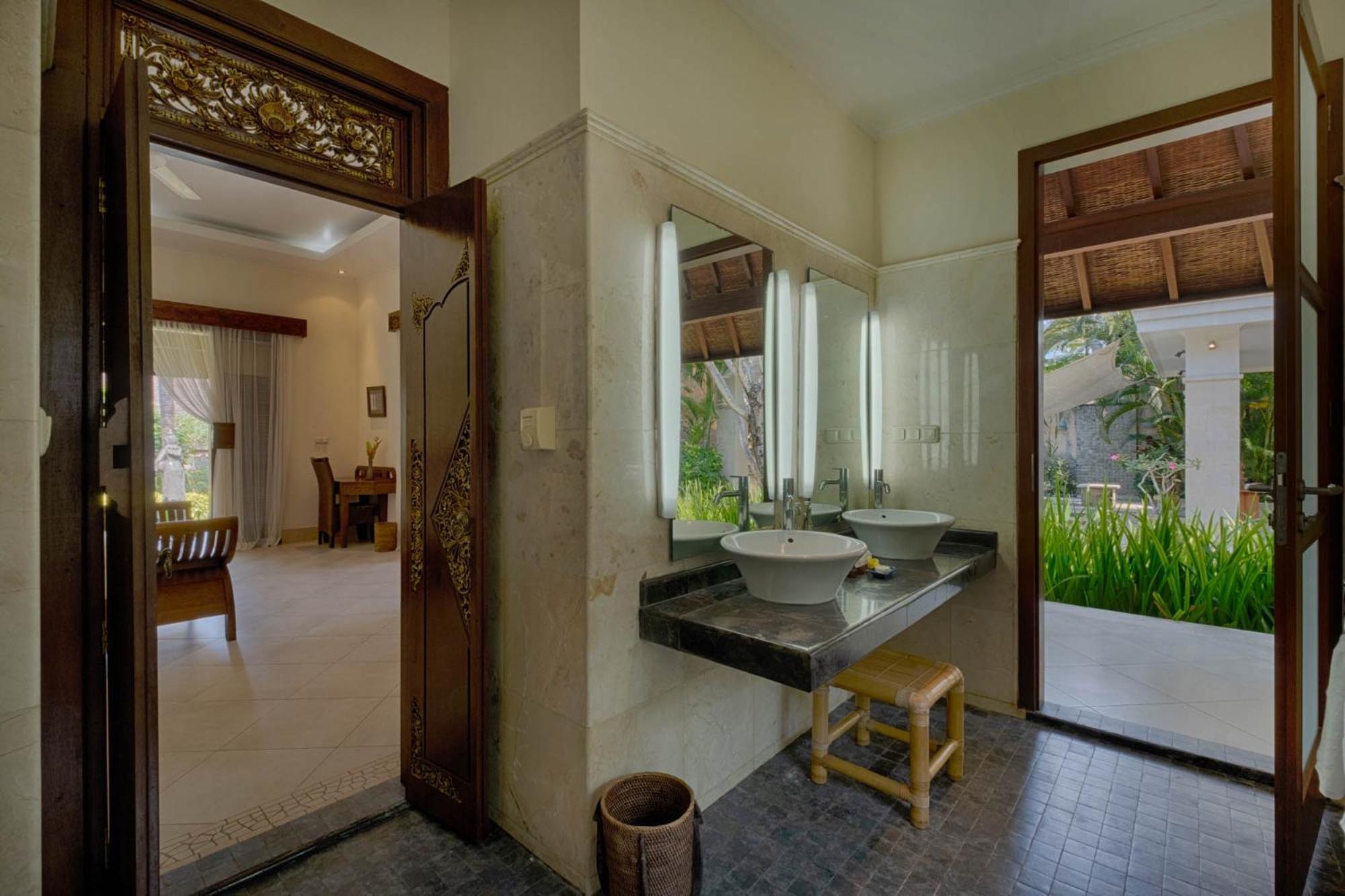 Kutus Kutus Saba Beach Villa Yogyakarta Exterior photo